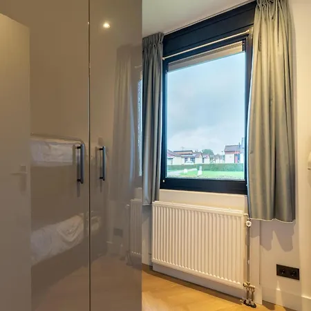 In South Holland With Shared Pool