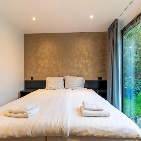 In South Holland With Shared Pool Hotel